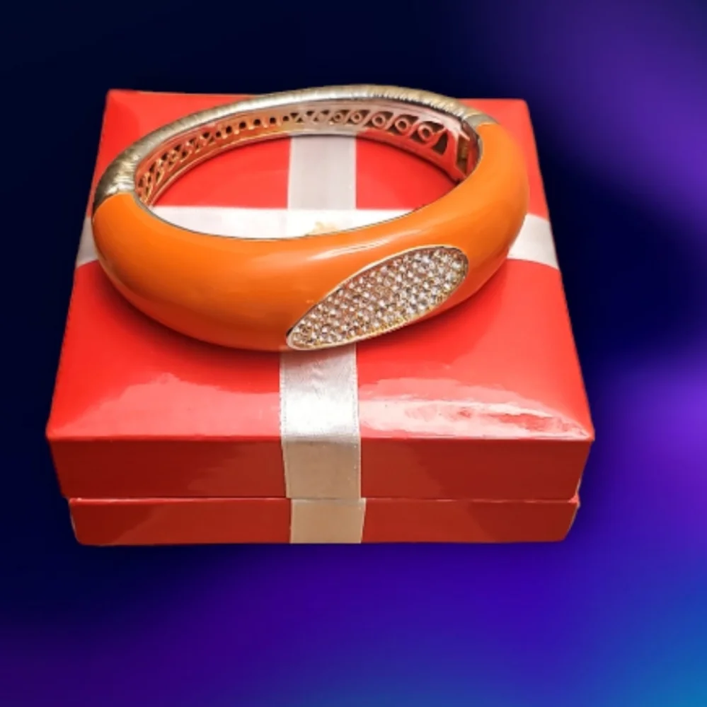 Vintage Peach Melon color Enamel Pave Rhinestone Hinged Bangle Bracelet.